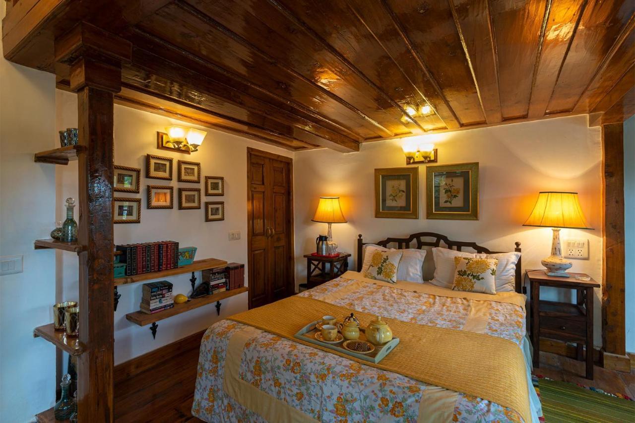 Stayvista At Violet Hill With Bonfire, Gazebo & Hill View Shimla Eksteriør bilde